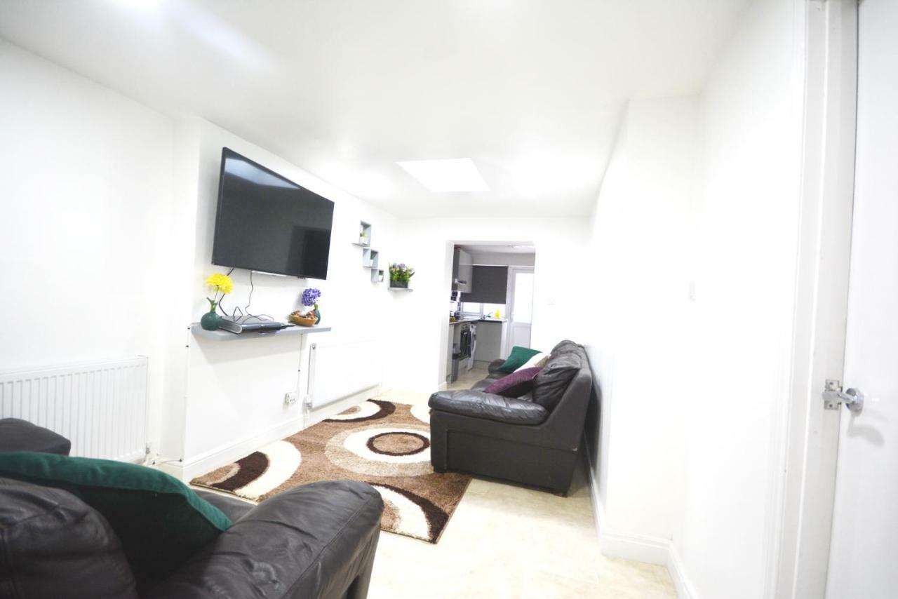 London Zone 2 Three Bedroom Apartment Extérieur photo